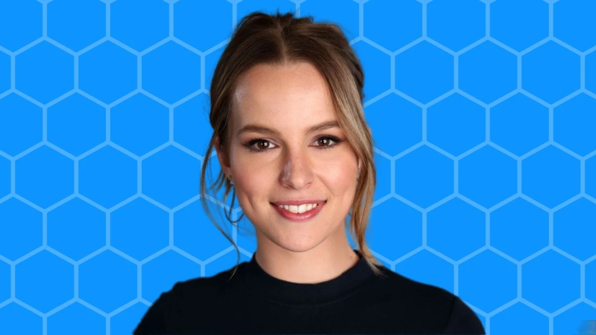 Bridgit Mendler Net Worth in 2024 How Rich is She Now?