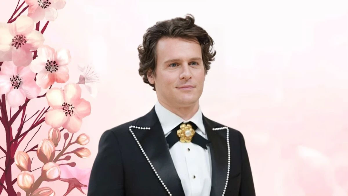 Is Jonathan Groff Married? Jonathan Groff Partner, Height, Age, and More