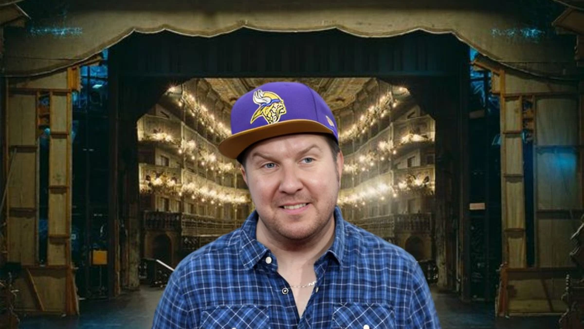 Is Nick Swardson Married? Is Nick Swardson Gay?