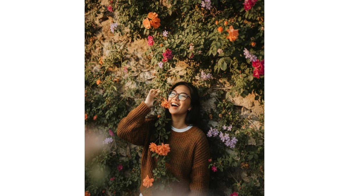 6 Gemini AI Photo Generator Prompts for Stunning Hyper-Realistic Golden Hour Portraits 6 Gemini AI Photo Generator Prompts for Stunning Hyper-Realistic Golden Hour Portraits