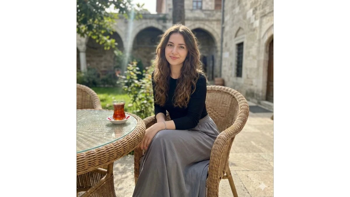 Top 10 ChatGPT AI Prompts for Editing Ultra-Realistic, Natural-Looking Girl Portraits